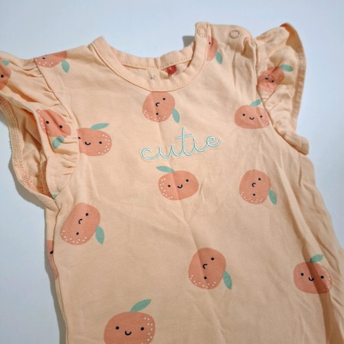 Mangoon baby bodysuit 3-6 months 68cm like new, orange with oranges and frills