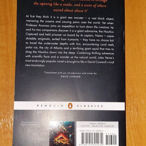 Twenty Thousand Leagues Under the Sea by Jules Verne used, Penguin Classics English