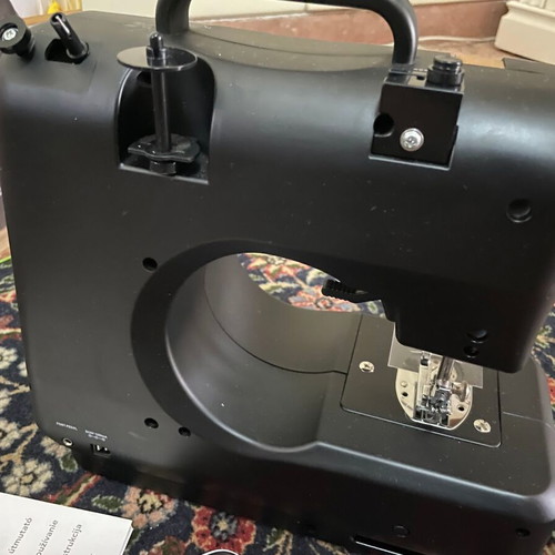EASYmaxx Compact Sewing Machine like new