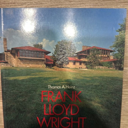 Frank Lloyd Wright book like new