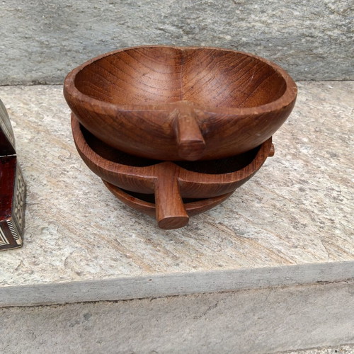 Small jewelry box with three wooden apple-shaped bowls