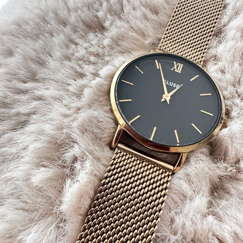 Cluse Women's Battery Watch with Gold Metal Bracelet like new