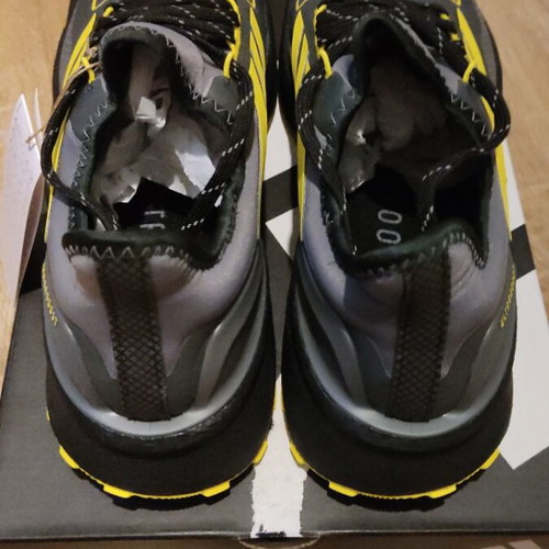 Adidas Ultraboost 5 GTX new waterproof athletic shoes size 43.5