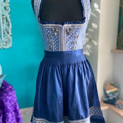 Bavarian dirndl dress like new with apron, size S 36