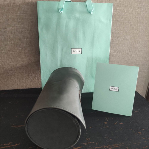 Tous jewelry case leather like new, gray