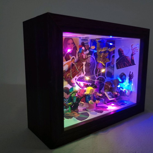 Stranger Things Fan-made Display Frame Set with LED Light like new