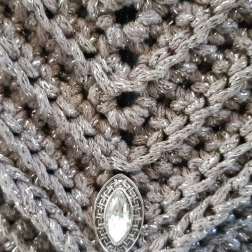 Knitted clutch new in silver shimmer