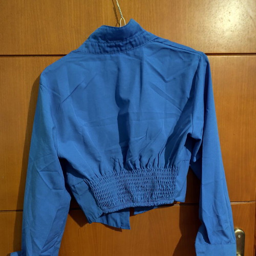 Blouse like new, fitted, blue
