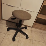 Σκαμπό περιστρεφόμενο 55cm ύψος, 40cm διάμετρος με ρόδες