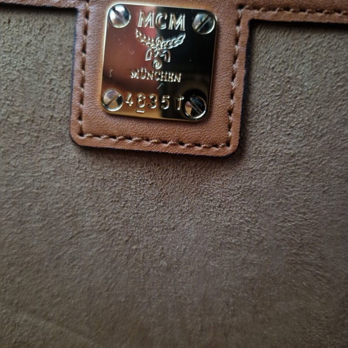 MCM Munchen Tote in Visetos like new, brown, with dust bag
