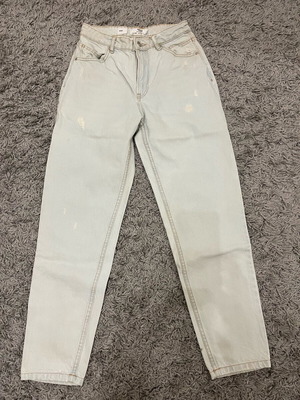 Bershka Mom Denim τζιν ανοιχτό μπλε αφόρετο