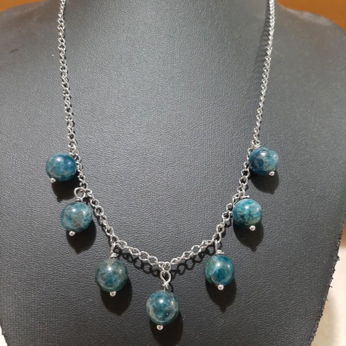 Necklace and earrings set with apatite in steel, 50 cm length, new