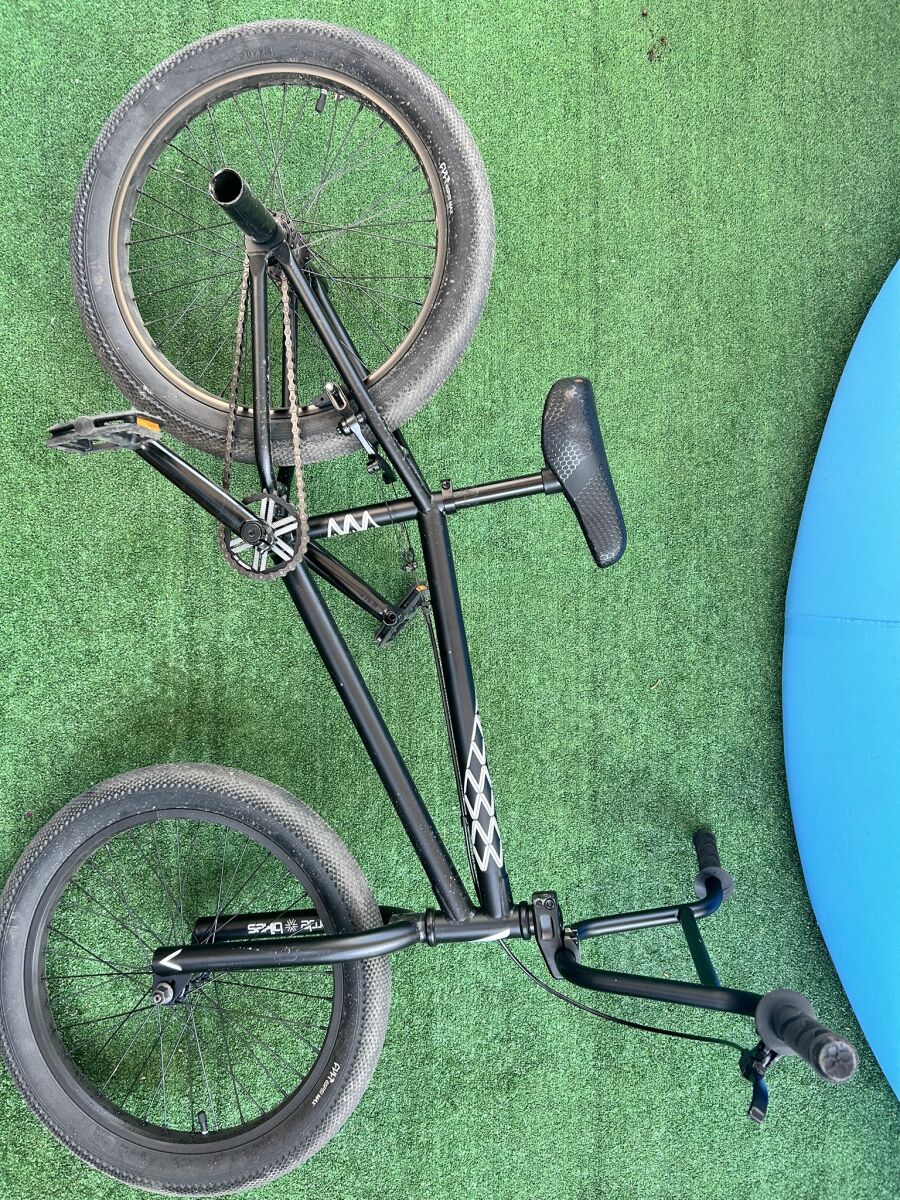 Verde A/V 20 BMX bike like new, black,… - € 296,67 - Vendora.cy