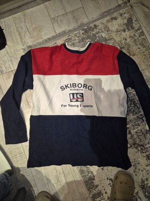 Long-sleeve shirt like new, warm