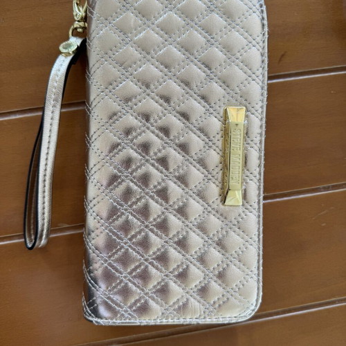 Steve Madden women's wallet like new, gold tone