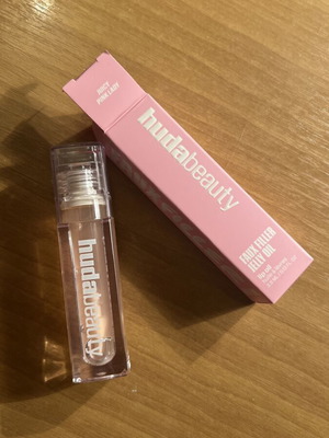 Huda Beauty Faux Filler Jelly Oil shade Pink Lady