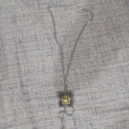 Necklace with adjustable height