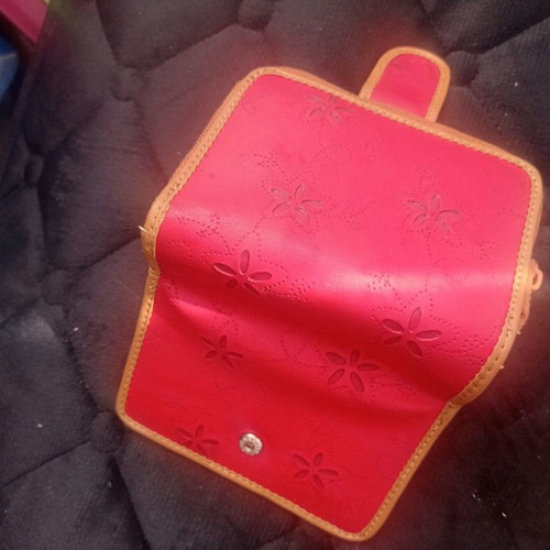 Wallet slightly used, 12x9 cm