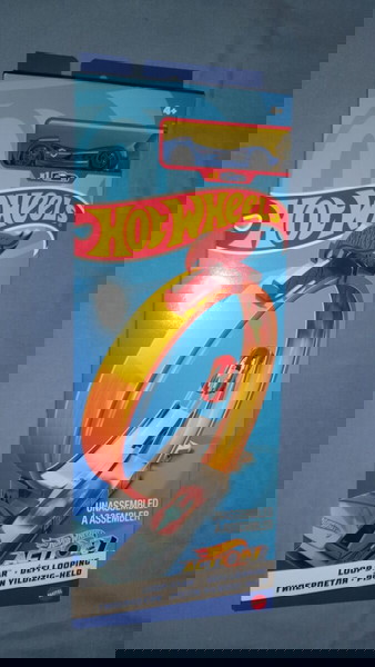 HOT WHEELS LOOP STAR