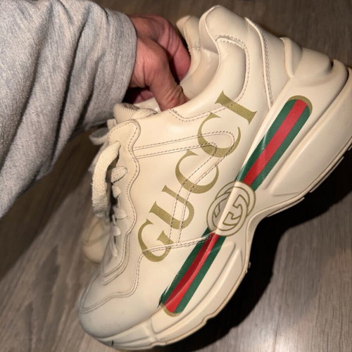 Gucci sneakers used, size 38, beige multicolor athletic