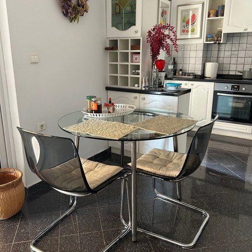 Ikea chairs like new, set of 2