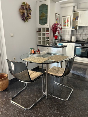 Ikea chairs like new, set of 2