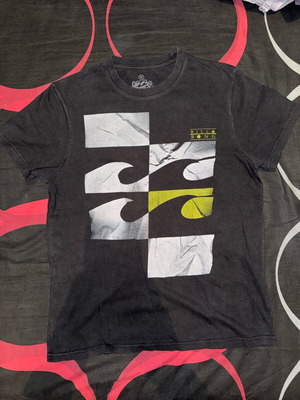 T-shirt Billabong μαύρο μέγεθος M μεταχειρισμένο με στάμπα