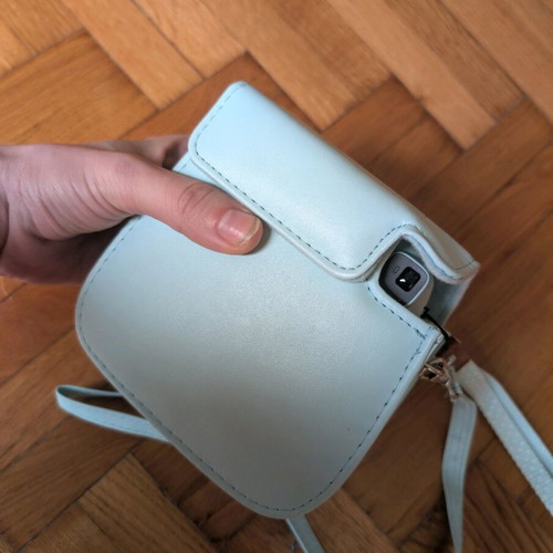 Instax Mini 9 like new with case, filters and album gift