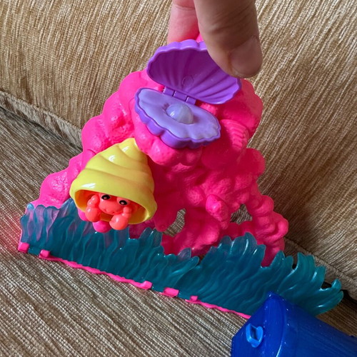 Barbie treasure and underwater accessories set like new