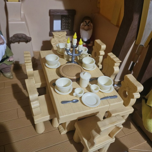 Vintage Snow White & The Seven Dwarfs Playset used, Disney 90s