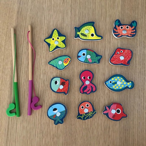 Djeco fishing game like new without box