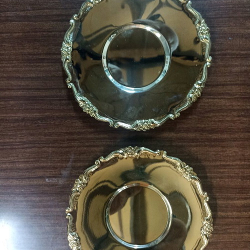 Bronze gilded plates set of 2