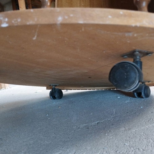Round bar new with wheels, solid wood, height 86 cm