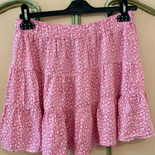 BSK Mini Floral Skirt pink like new, length 39cm