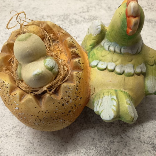 Ceramic decorative hen with nest and chick like new