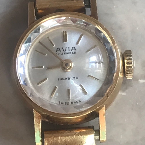 Avia vintage 18k gold women's watch used