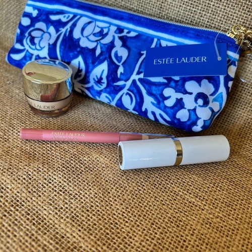 Estée Lauder makeup bag with 3 products new