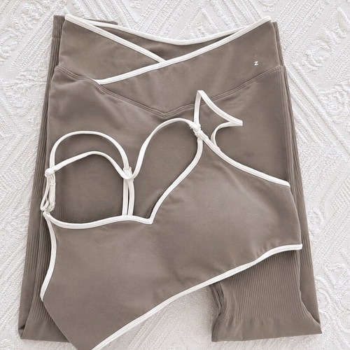 Thrivin sportswear set gray and white used, size S bra XS leggings