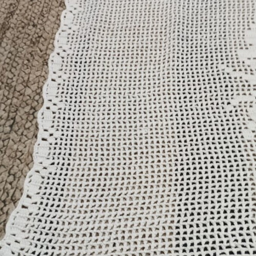 Kares 70/70 table linen like new