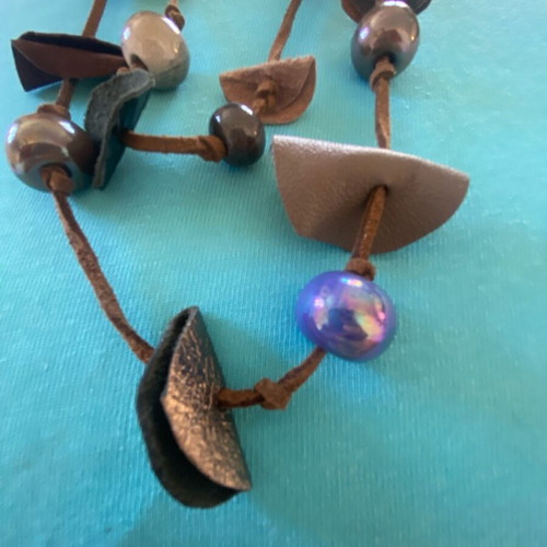 Leather necklace like new with leather details