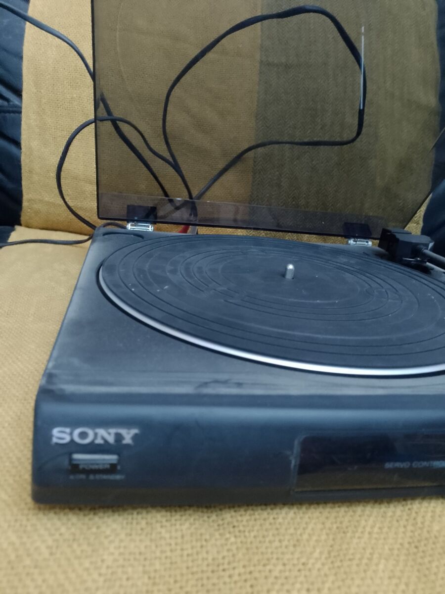 Sony PS - LX56 record player like new,… - € 49,00 - Vendora.cy
