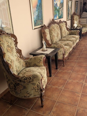 French style living room set like new, olive velvet, handmade wood frame