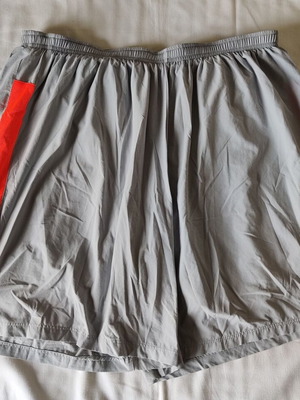 Σορτσάκι τρεξίματος Nike Dri-Fit μεταχειρισμένο, γκρι-πορτοκαλί, μέγεθος XXL