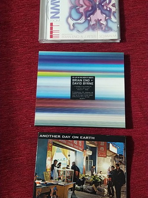 Brian Eno 2 CD set like new, pop