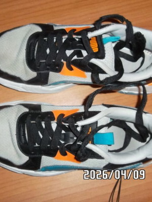 Puma Athletic Shoes Size 39 like new, multicolor