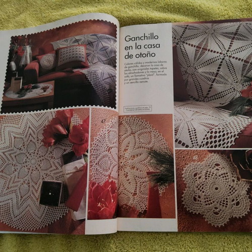 Labores del Hogar magazines used, vintage, embroidery and knitting ideas