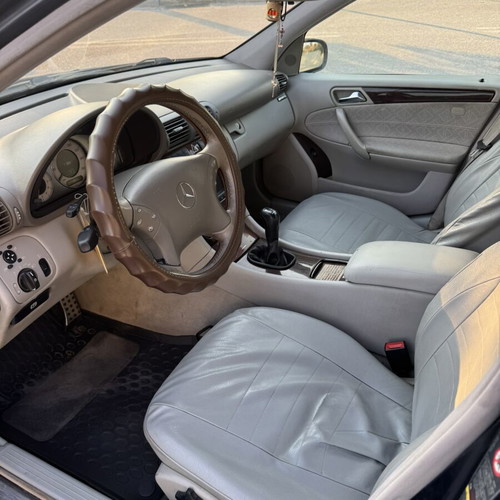 Mercedes C200 Kompressor 1800cc elegance sedan
