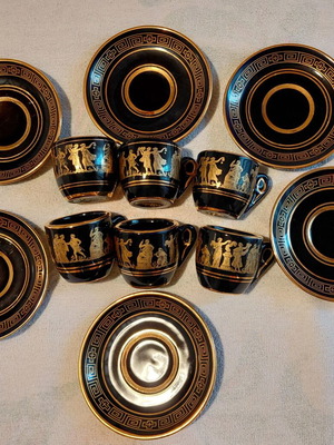 Vintage coffee cup set with saucers, like new, black with gold Greek designs