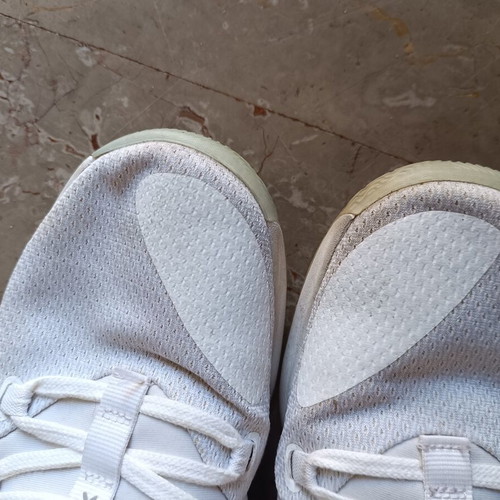 Nike Zoom Basketball Shoes Size 45 Used White