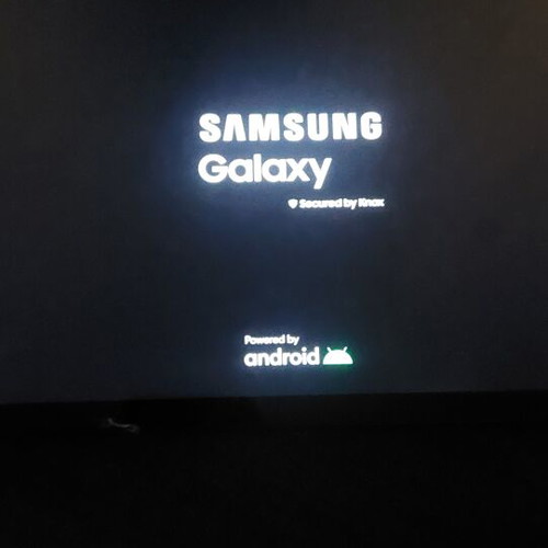 Samsung Galaxy Tab A8 tablet like new, 32 GB with leather case